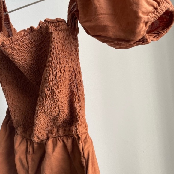 Abercrombie & Fitch • Terracotta Off Shoulder Puff Sleeve Romper - Picture 6 of 7